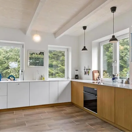 Spacious In Bornholms Nature * Ostermarie